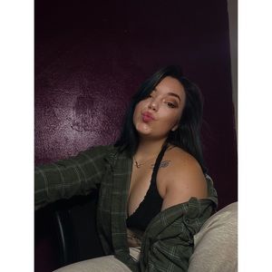 Meet your Posher, Jade